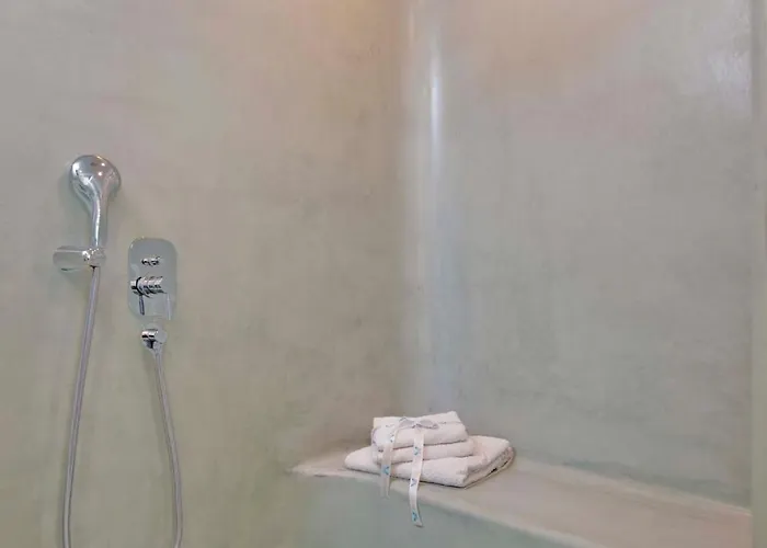 Hotel Absolute Bliss