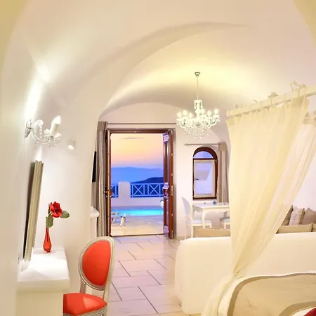 Absolute Bliss Hotel Imerovigli (Santorini)