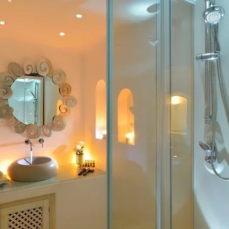 Absolute Bliss Hotel Imerovigli (Santorini)