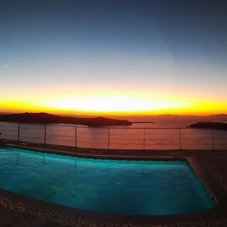 Absolute Bliss Imerovigli (Santorini)