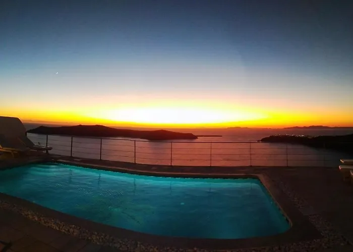 Absolute Bliss Imerovigli (Santorini)