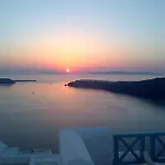 Absolute Bliss Hotel Imerovigli (Santorini)