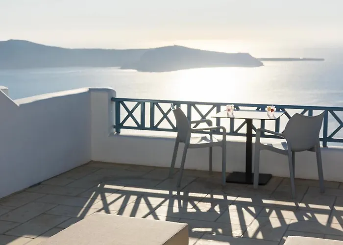 Absolute Bliss Imerovigli (Santorini)