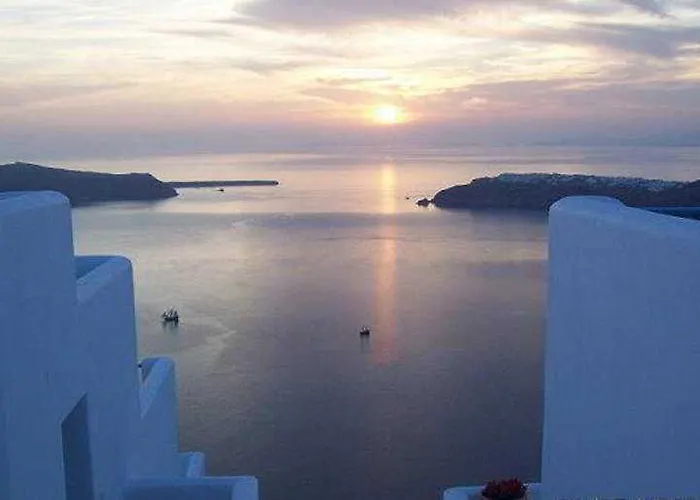 Absolute Bliss Hotel Imerovigli (Santorini)